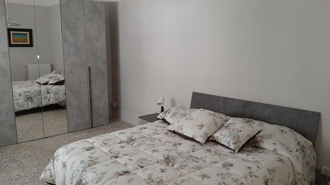 Casa Campanella Bed & Breakfast Pisa Bagian luar foto